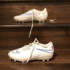Women’s Nike soccer cleats football boots